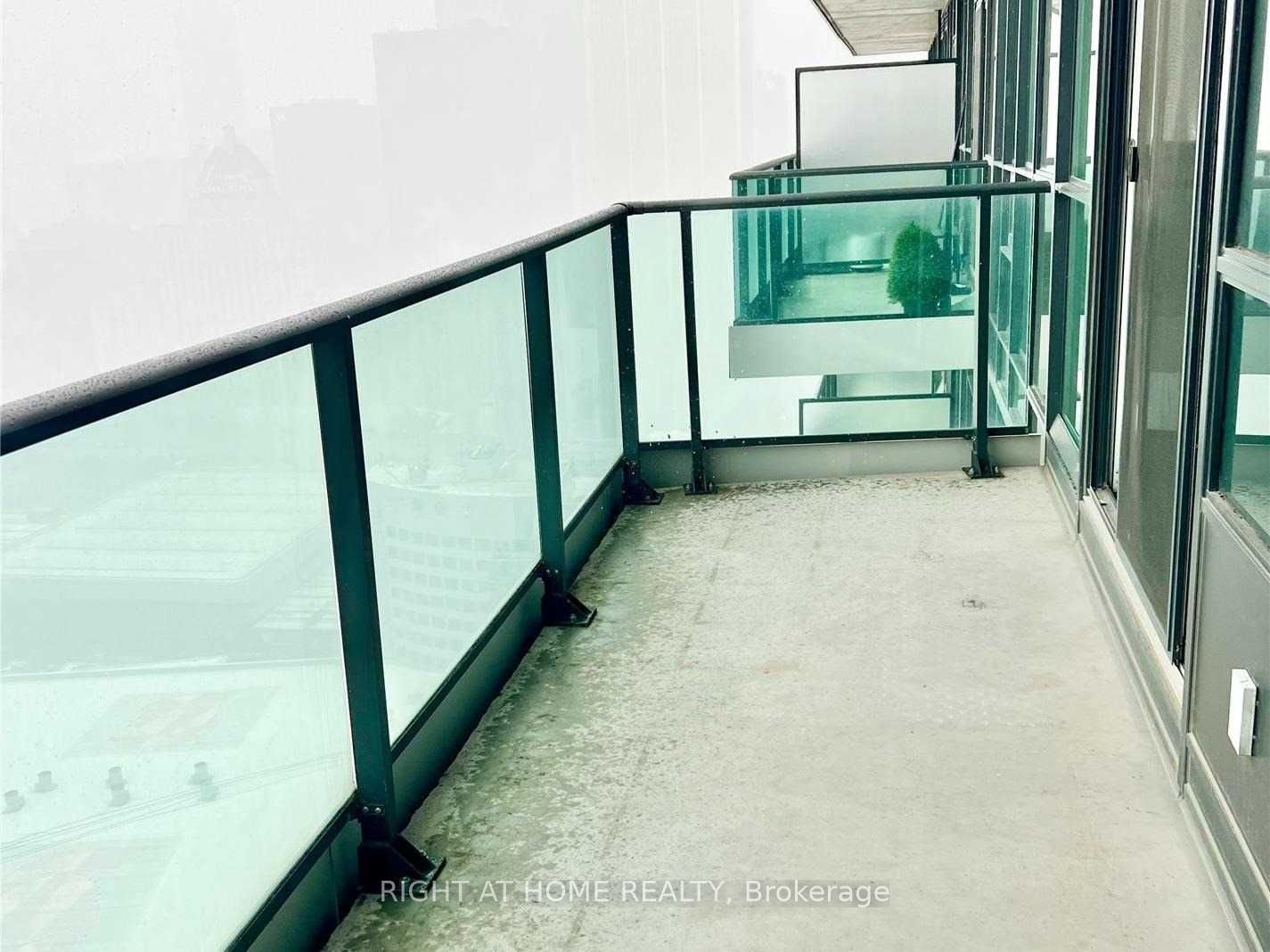 33 Bay St 3401