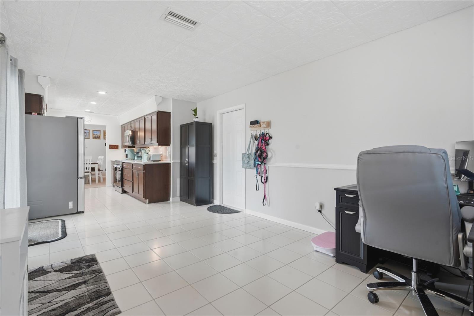 729 Fruitland Drive