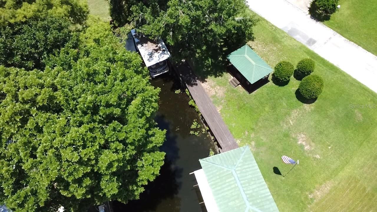 52 Outlet Drive
