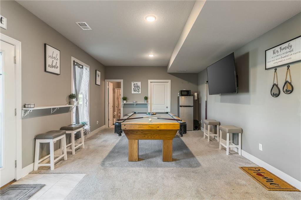 11301 N Bristol Avenue