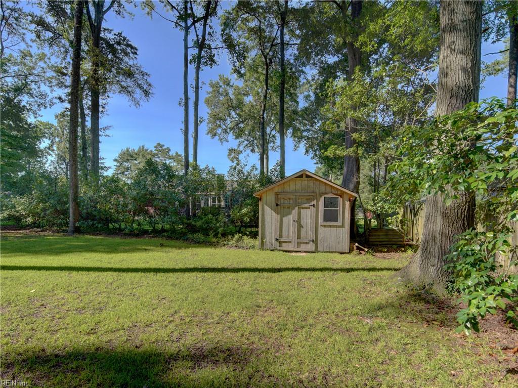 3017 Lord Bradford Court