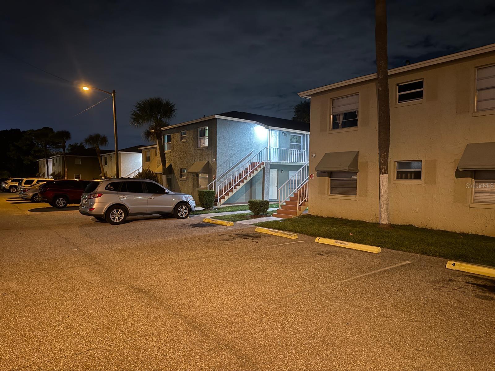 719 Michigan Court 3