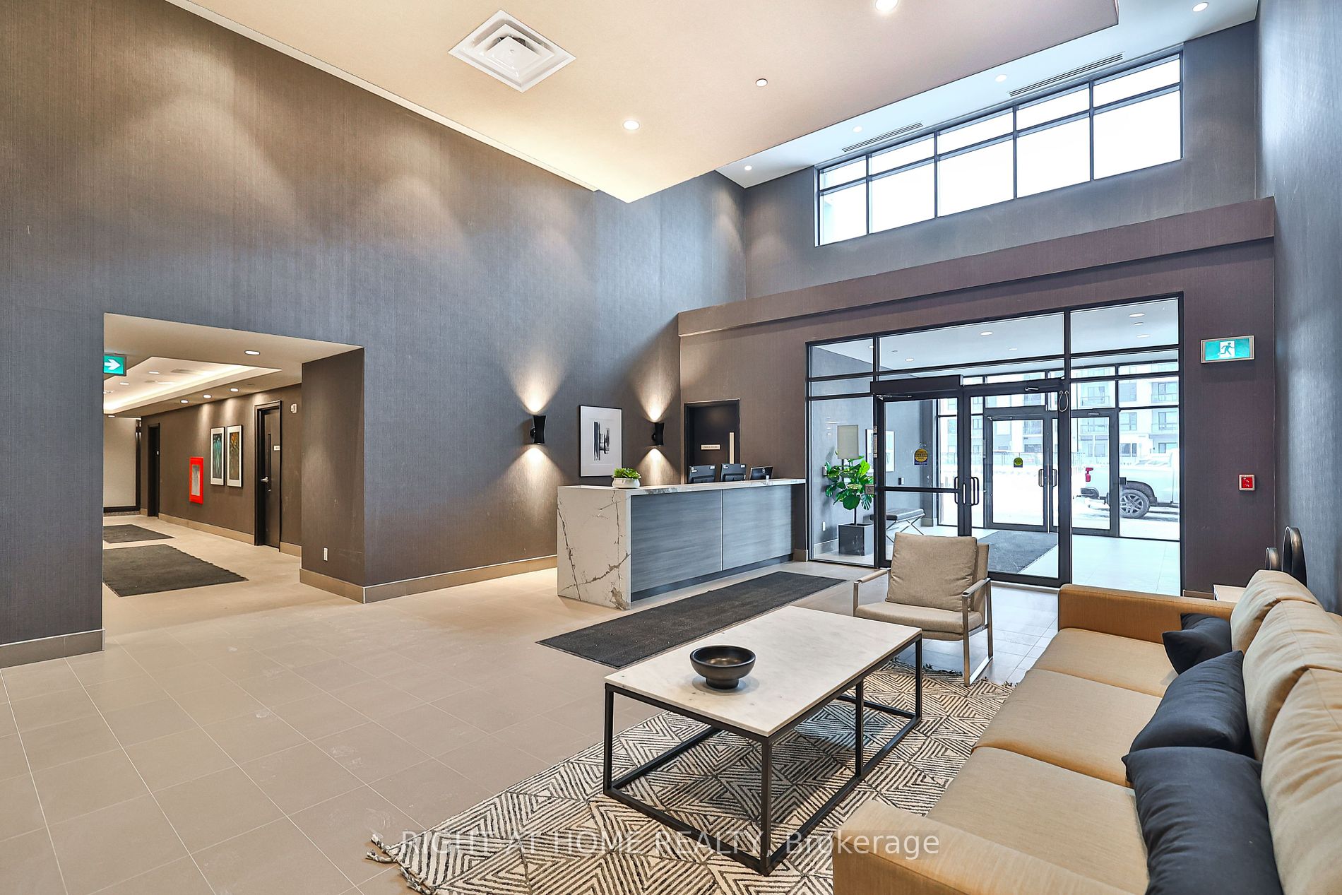 470 Gordon Krantz Ave 217