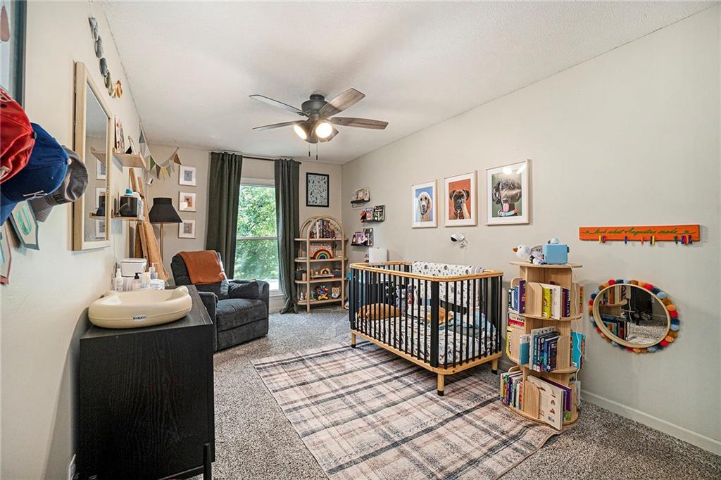 1126 E Yesteryear Drive