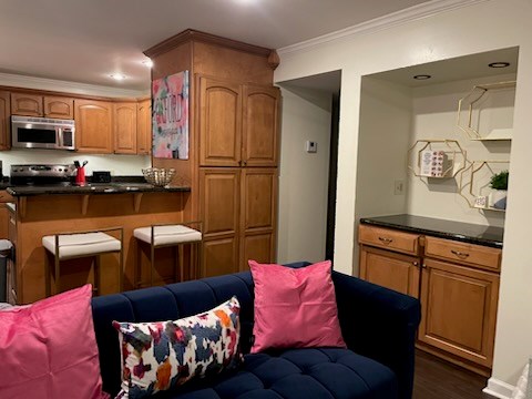 1606 Jackson Ave E, #5
