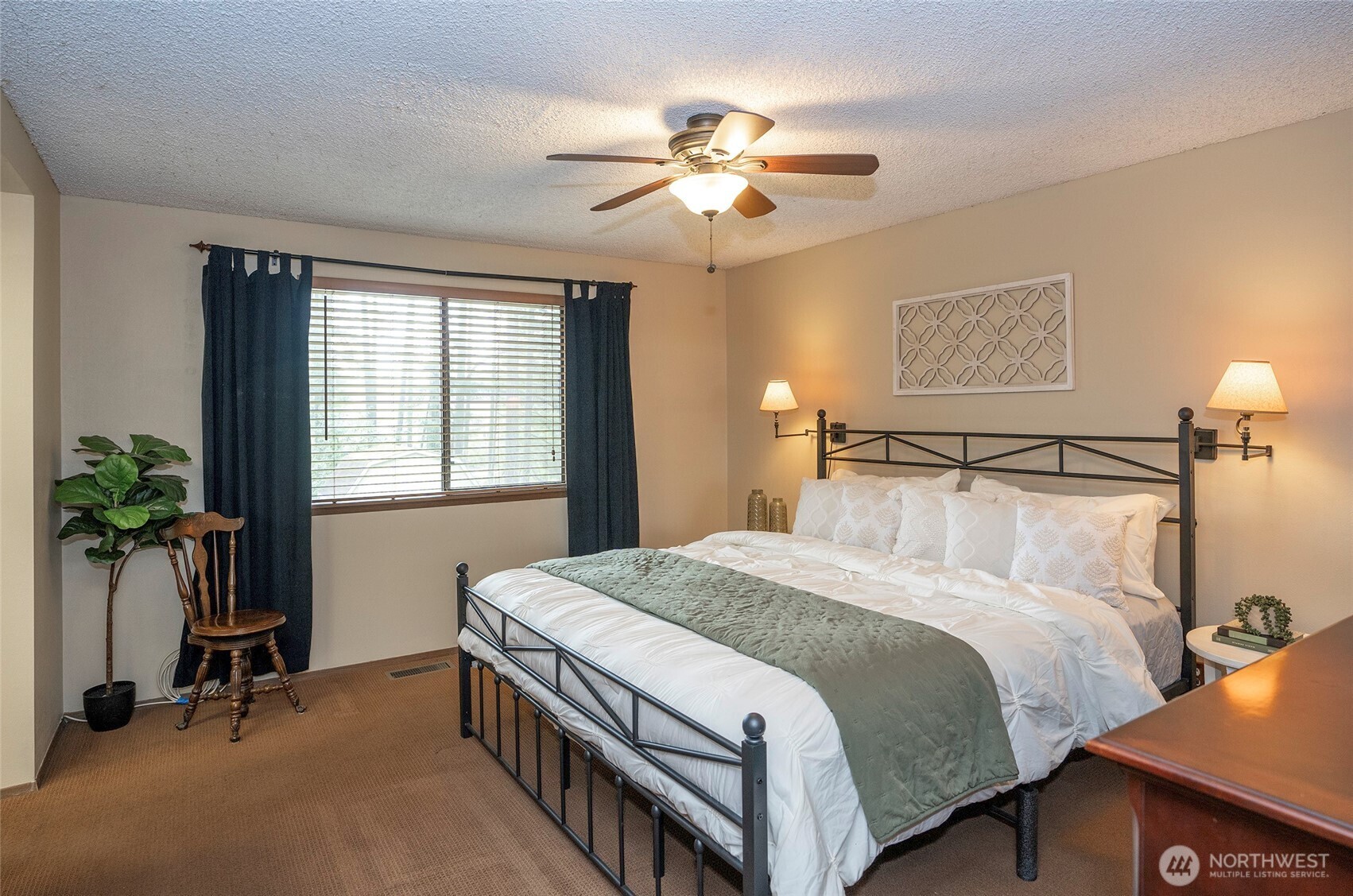 5501 NW Glenn Firs Lane