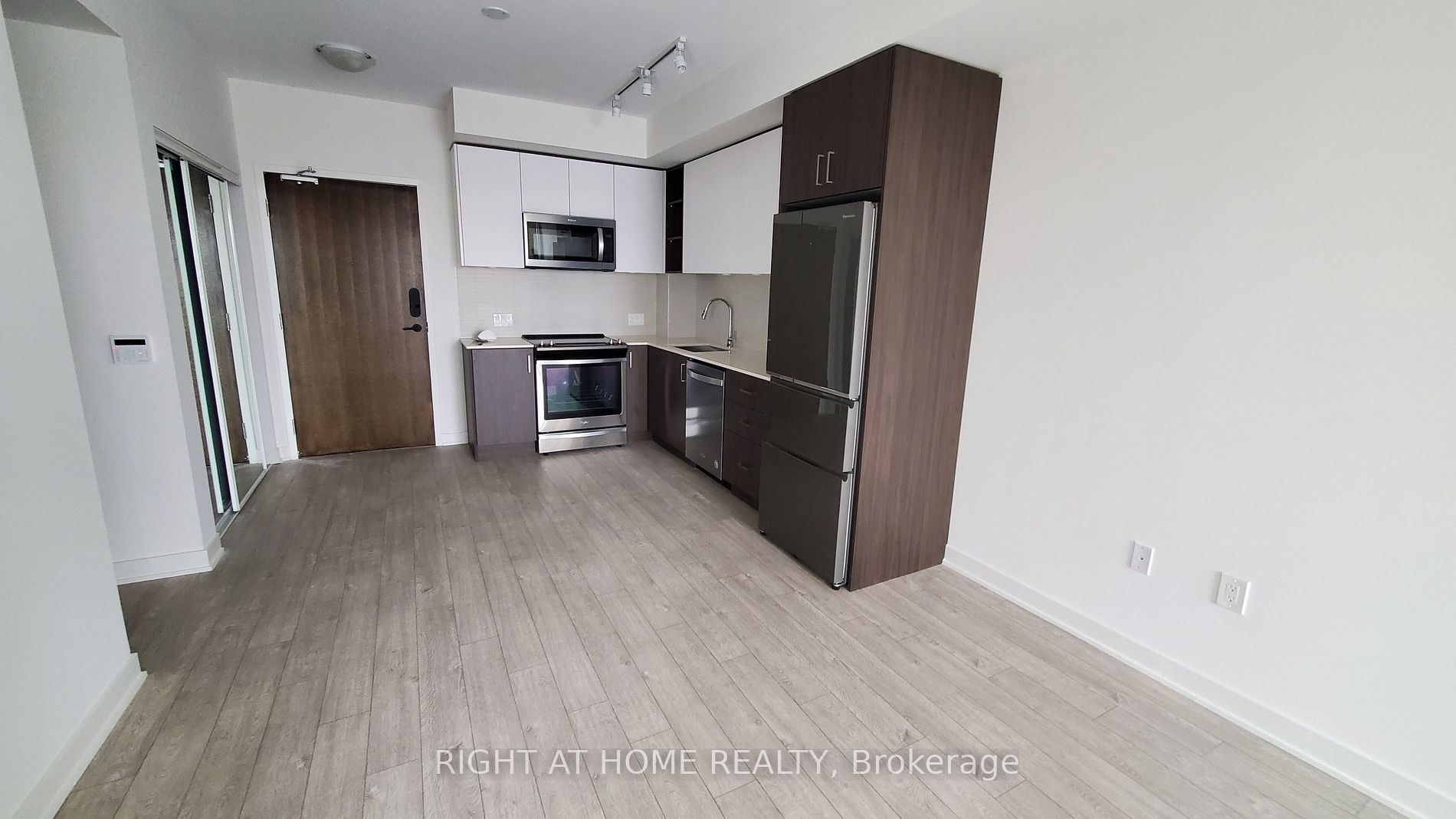 100 Eagle Rock Way 501