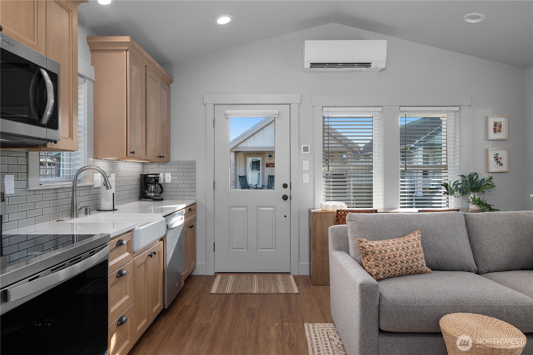 40 Bungalow Loop