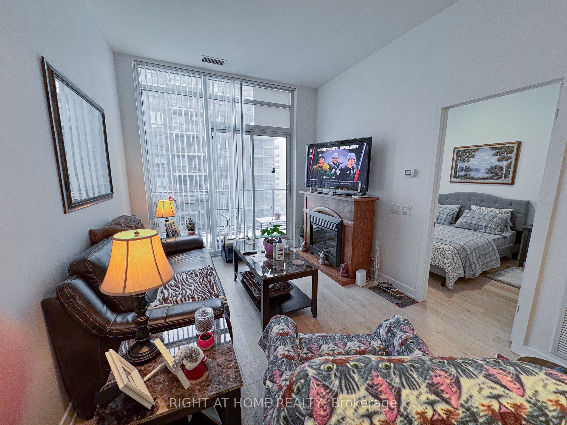 2212 W Lake Shore Blvd Ph06