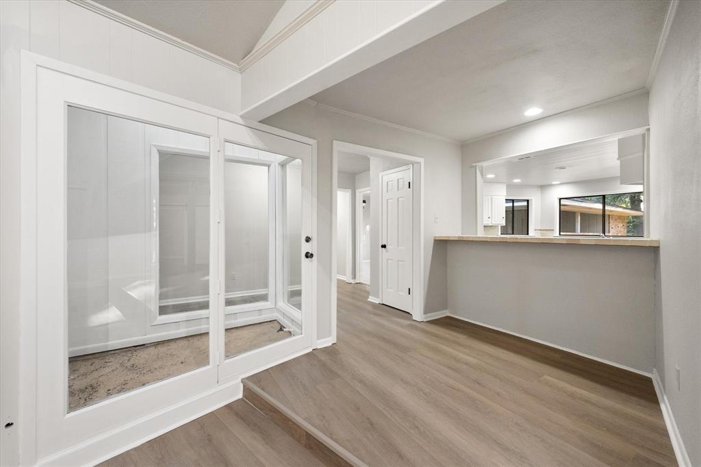 1705 Glenbrook Street