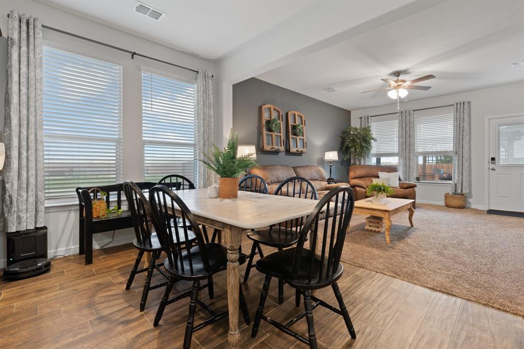 1216 Sausalito Trail