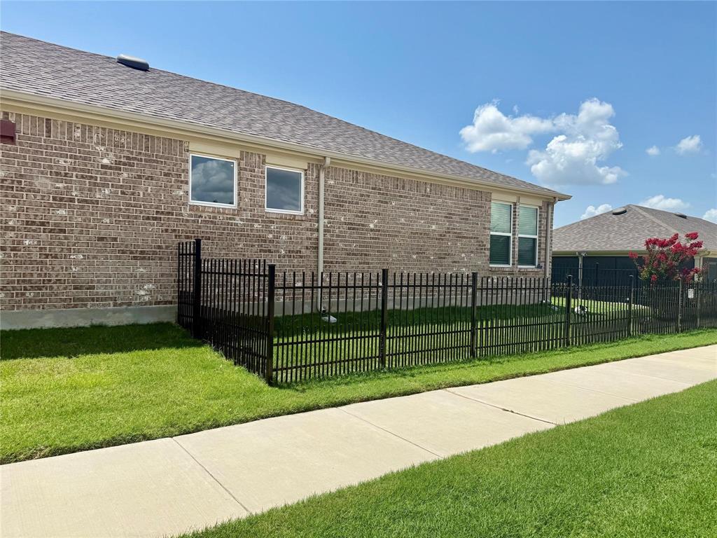 1267 Bright Stars Drive