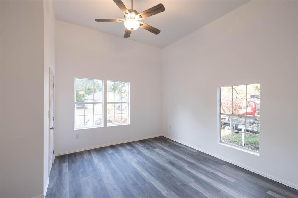 415 W 7th Street