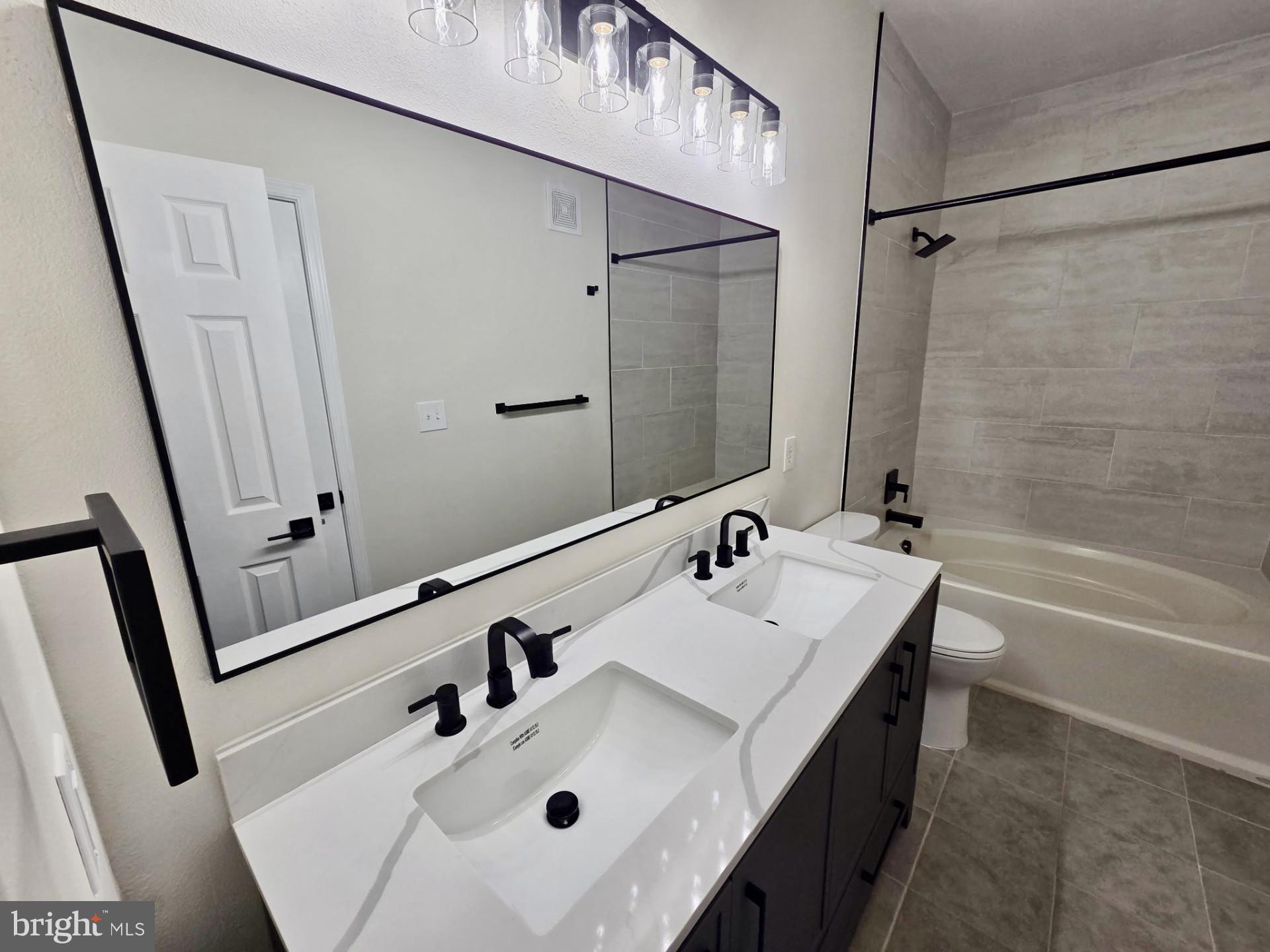 13504 Derry Glen Court 201