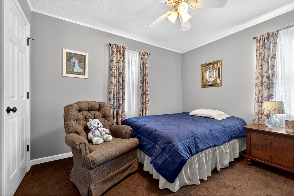 80 Hidden Hollow Ln