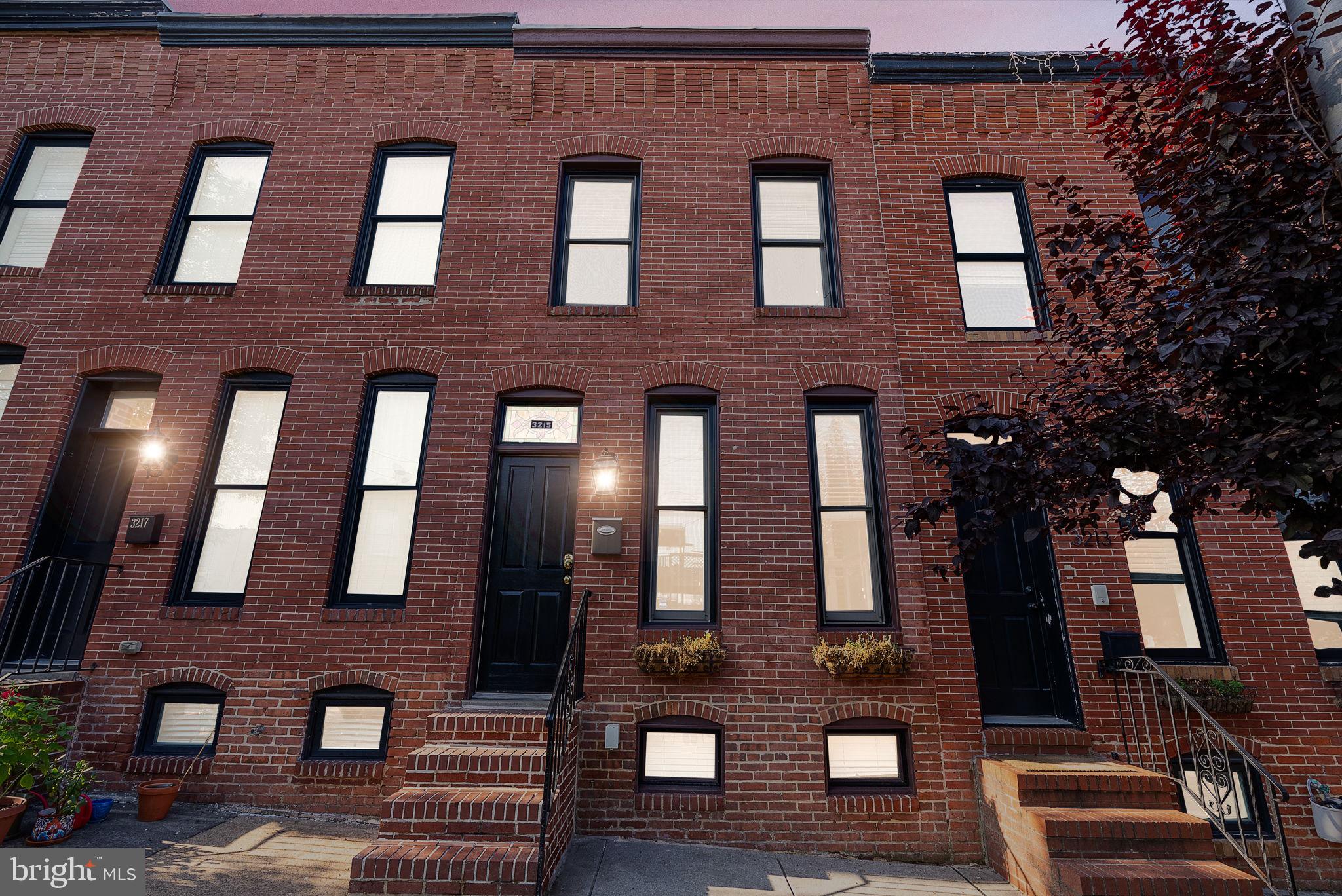 This house checks all boxes,  Parking Pad+Rooftop Deck+3 Bed/3 Bath home = Amazing! Main level includes Living room, Kitchen w/granite counter & stainless steel appliances and sep Dining room. On the upper level are 2 Master Bdrms ea w/private Baths & walk-in closets. Lower level find the 3rd Bdrm or Fam room & full bath. Head up to the Rooftop deck for stunning views of Charm City.