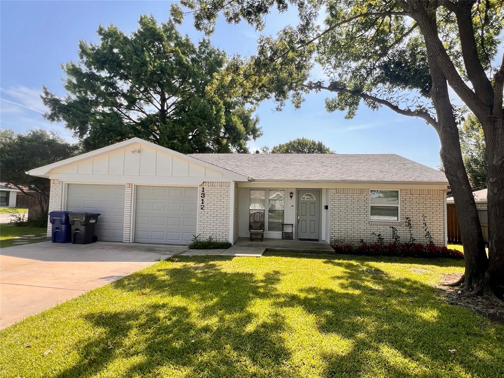 Amazing remodel on huge lot waiting for you to call your home! Gorgeous wood looking laminate flooring throughout. Quartz countertops in the kitchen and both baths. The kitchen wall was removed to make the wonderful kitchen open to the family room and nook. A chef’s gas cooktop, plus the 6-yr old refrigerator stays. Beautifully remodeled primary and secondary bathrooms to enjoy! Huge 16x14 covered patio allows you to admire the oversized fenced backyard, and you can take comfort knowing the property has a full coverage sprinkler system! Full size washer and dryer area. Bonus 7x3 indoor storage closet located in the family room is perfect for toys and game storage. 2 car garage also has a storage closet. Good energy efficiency with six year old roof, windows and doors, and AC. Under the home in 2025, the drain lines were replaced under both bathrooms and the length of the back yard to the city connection. No carpet in this home, with either wood laminate or tile flooring. The street is a culdesac, and it is a great neighborhood, both close to historic downtown, and provides easy access to and from 75!