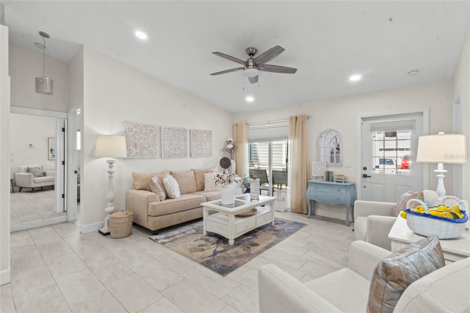 3300 Loveland Boulevard 1001