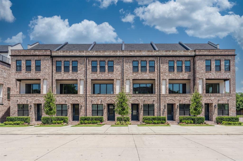 FIRST 6 MOVE-IN READY UNITS NOW AVAILABLE! Be the first to purchase a home in this community and qualify for 3% flex cash toward closing costs, upgrades or a rate buydown. Introducing The Brownstones at East Quarter, a new gated luxury condominium community by InTown Homes, located in Dallas’s reimagined East Quarter. This limited collection will include 38 four-story, townhome-style residences designed for modern urban living. The initial release offers 3-bedroom, 3.5-bath homes ranging from 2,150 to 2,454 sq ft, with future plans for larger layouts featuring additional bedrooms and game rooms. Interiors include engineered hardwood floors, DalTile selections, and refined finishes throughout. Kitchens showcase stacked cabinetry, quartz countertops, designer backsplashes, and Fisher & Paykel appliances. Main living areas feature 12-foot ceilings, crown molding, and 10-foot sliding doors opening to private balconies. Primary suites include spa-style baths with soaking tubs and separate showers, while all guest rooms have en suite baths. Each home includes a private rooftop deck, a perfect space for entertaining or relaxing. Located minutes from I-30, US-75, I-45, and I-345, the community offers convenient access to Downtown, Deep Ellum, Uptown, and beyond.