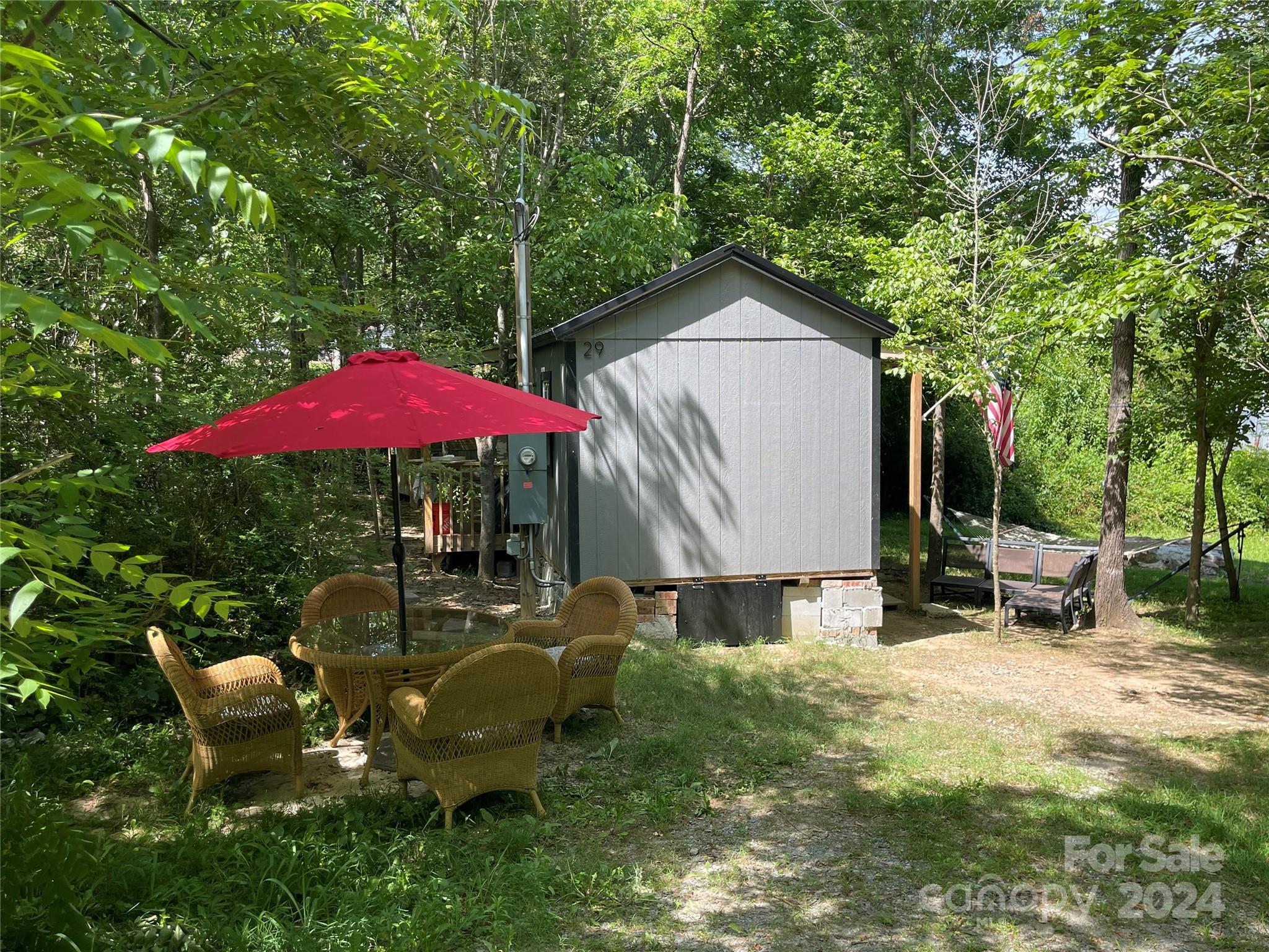 29 Logan Lane