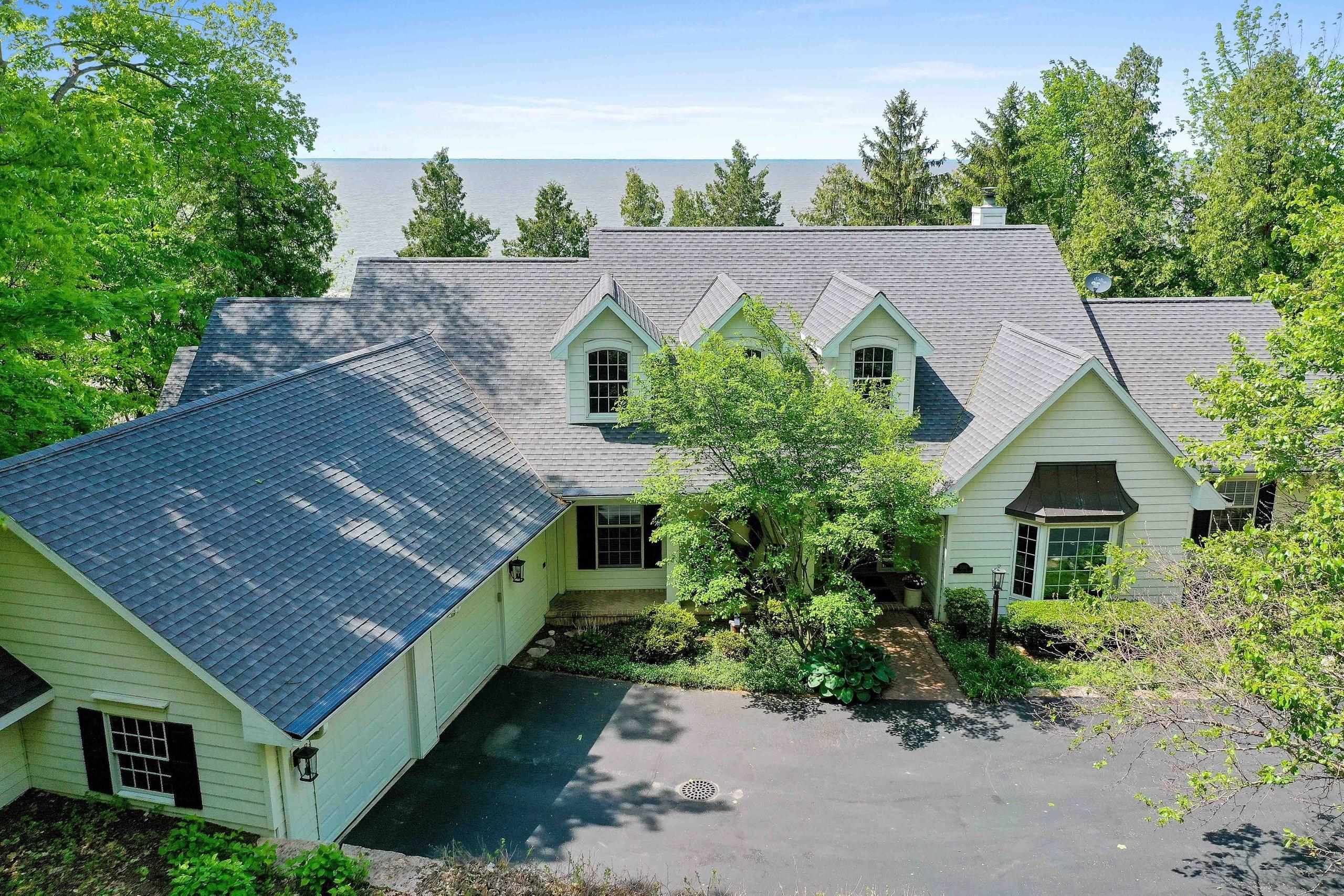 5261 EDGEWATER BEACH Road