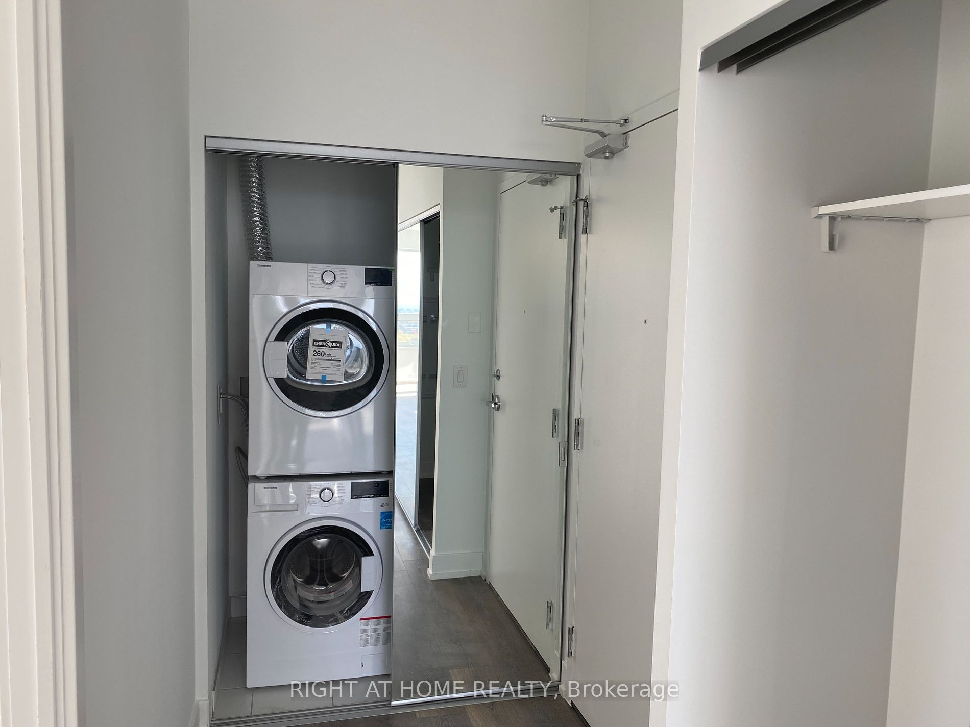 297 Oak Walk Dr 2503