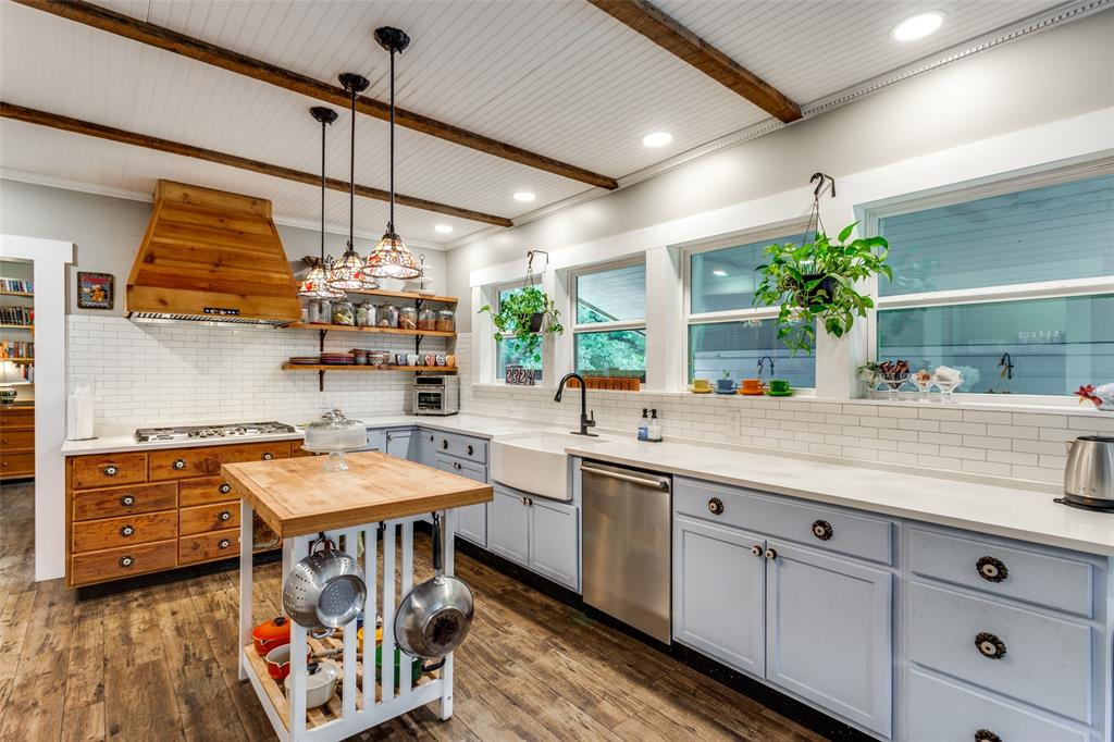 2324 Lynnhaven Road