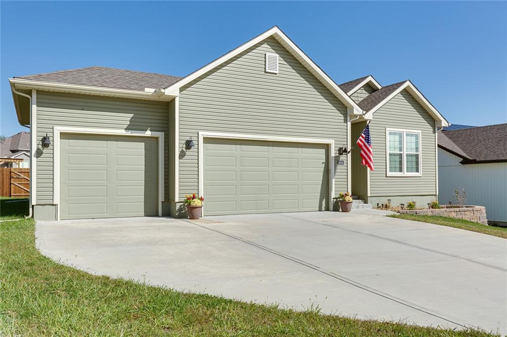 4004 NW 96th Terrace