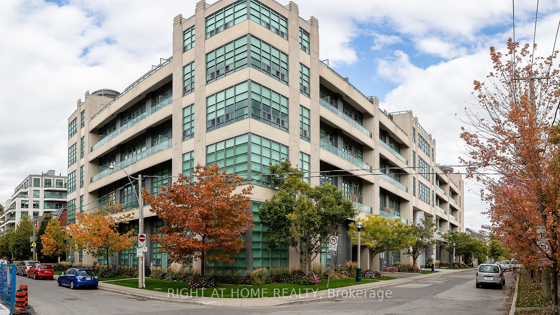 380 Macpherson Ave 314