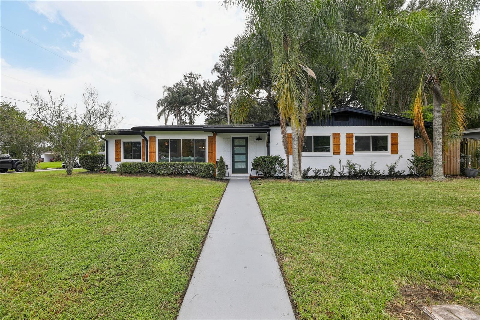 1718 Campbell Avenue, Orlando, FL