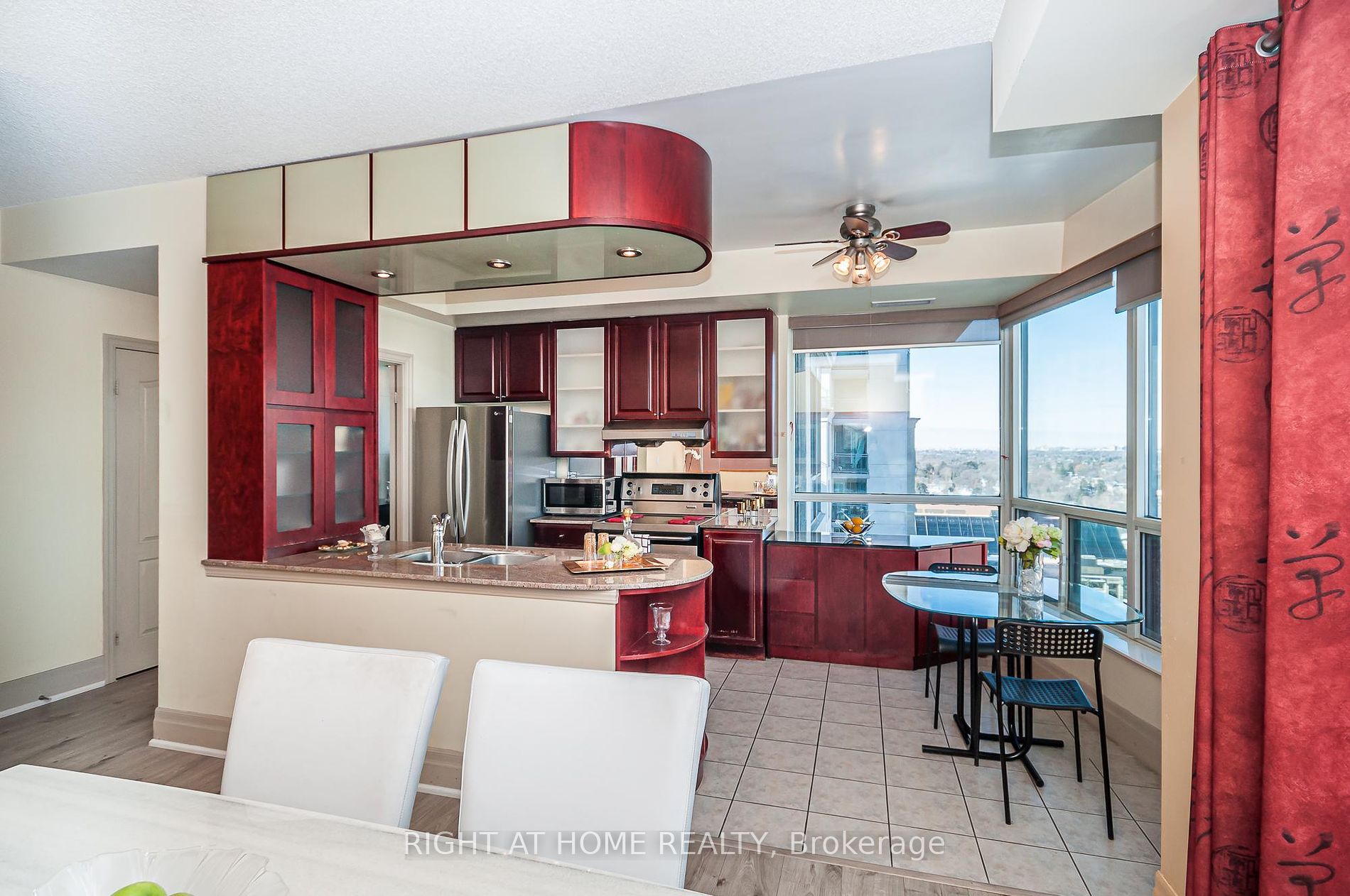 188 Doris Ave 2103
