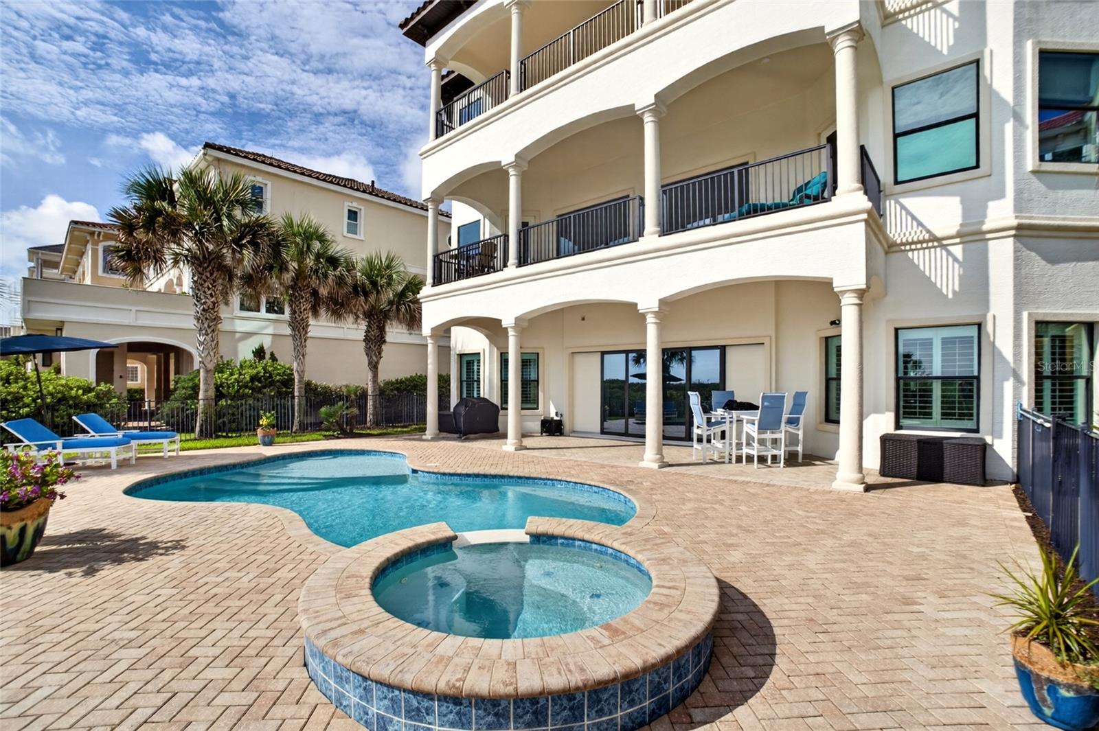 6 Ocean Ridge Boulevard N