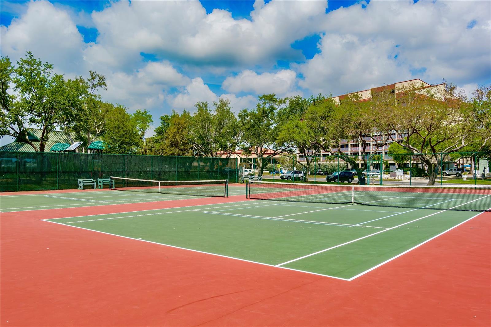 7001 Place De La Paix 2A