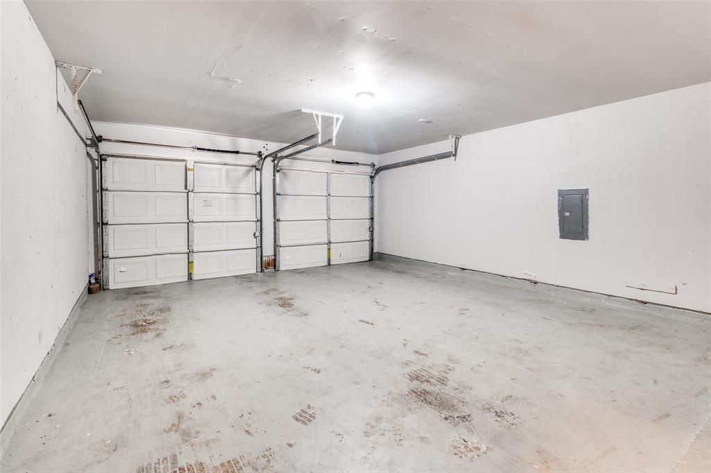 2046 Sheriff Drive