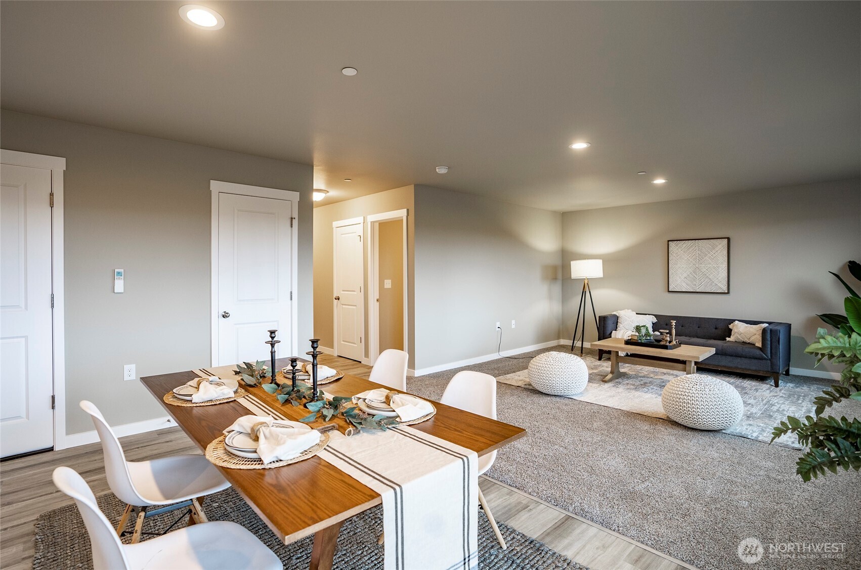 2504 W Echo Bay Drive