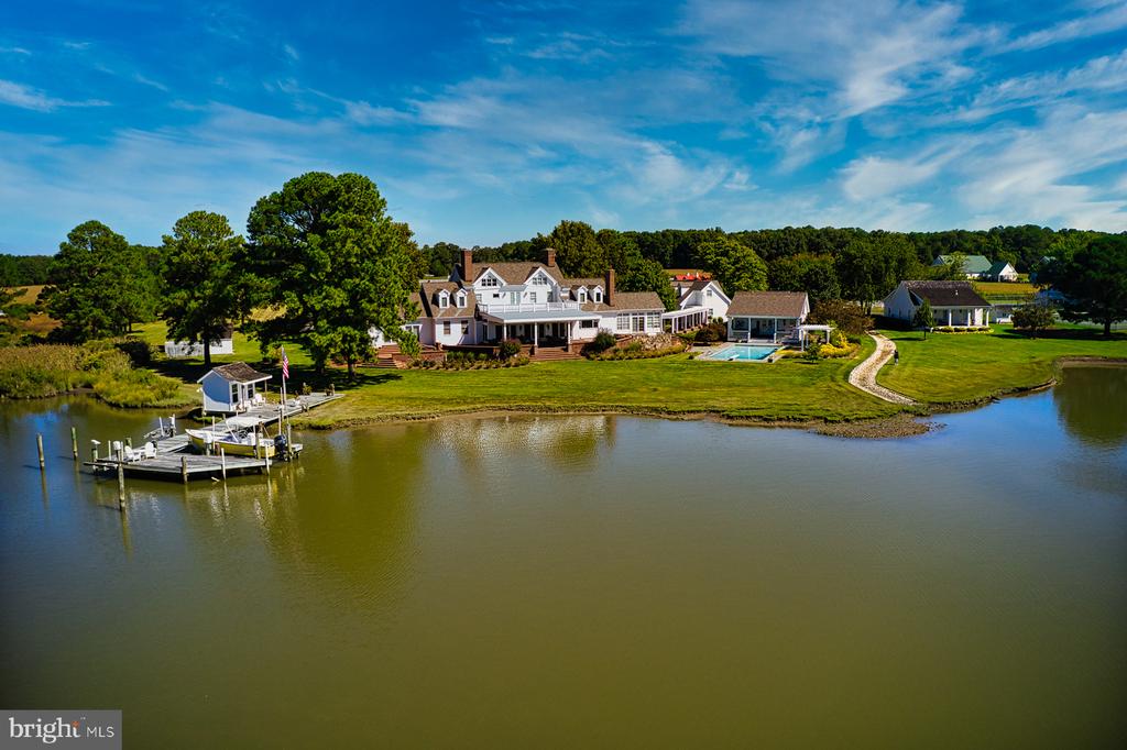 5289 Ferry Neck Road