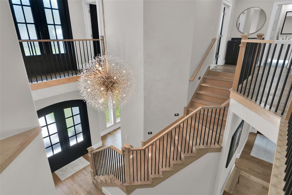 931 Waterloo Lake Drive