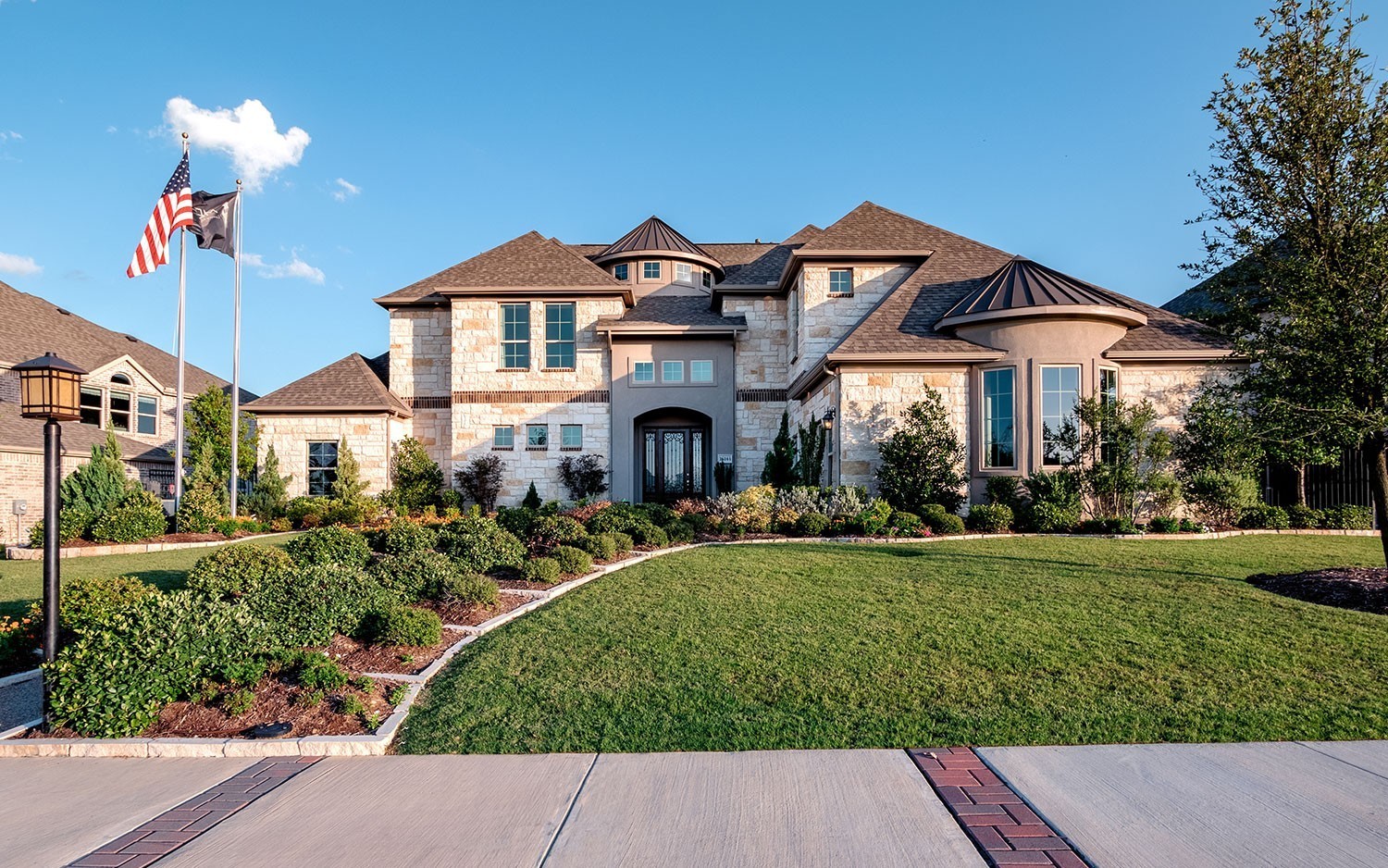 9554 Loyola Drive — sold