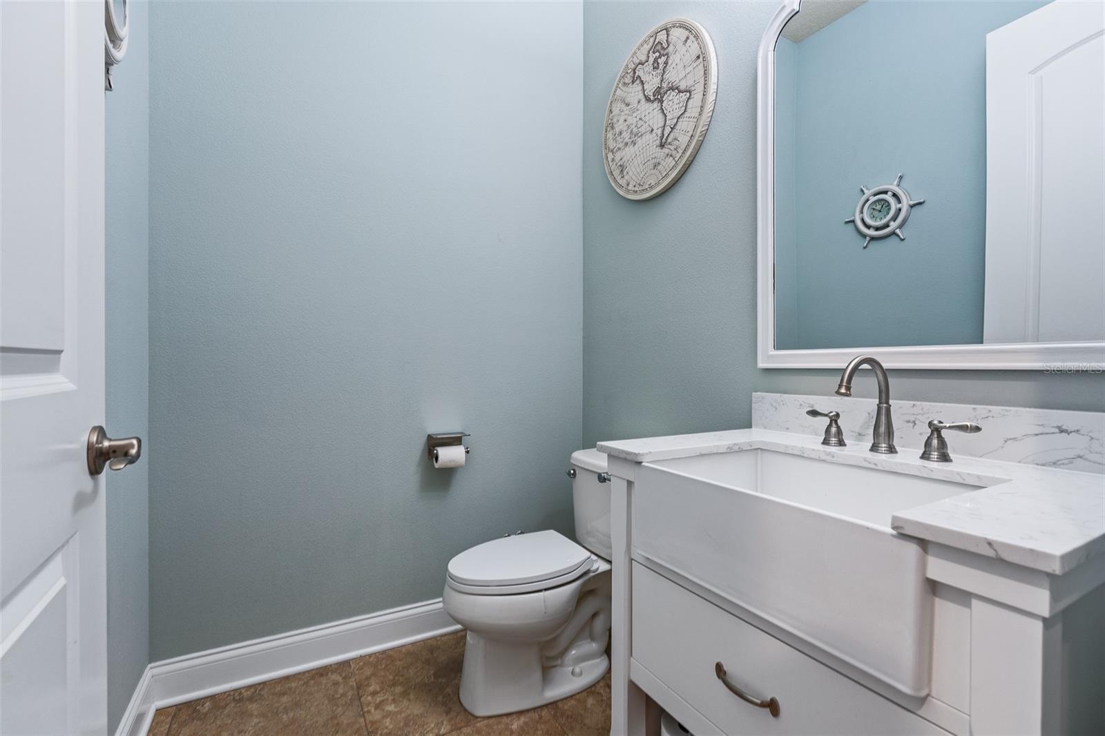 2 Humming Bird Circle