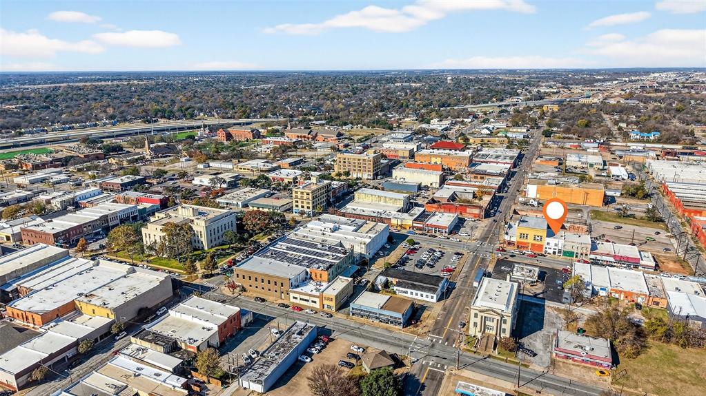 205 & 207 E Houston Street