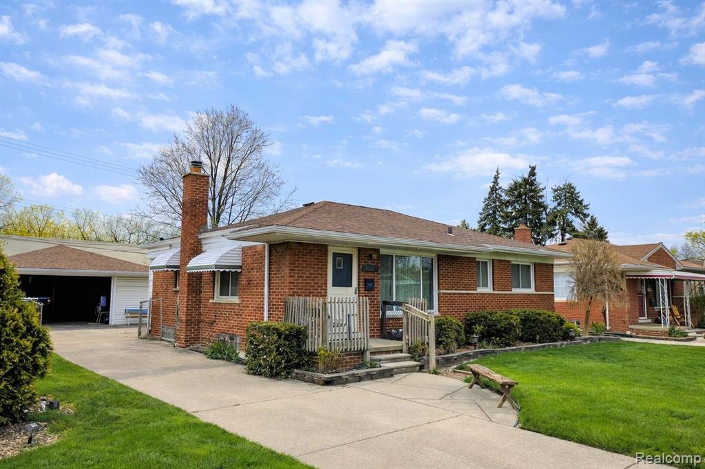 24245 Prairie Lane