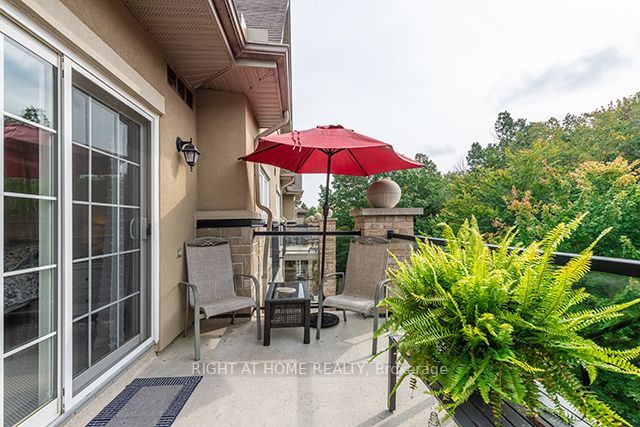 41 S Ferndale Dr 410