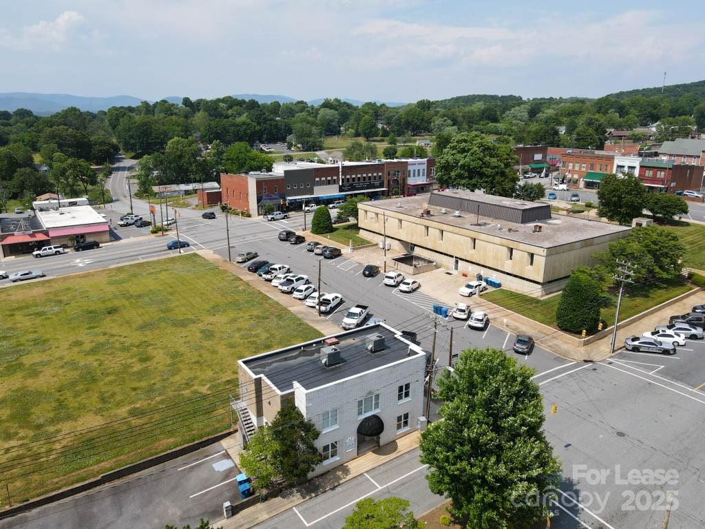 214 Main Avenue Drive