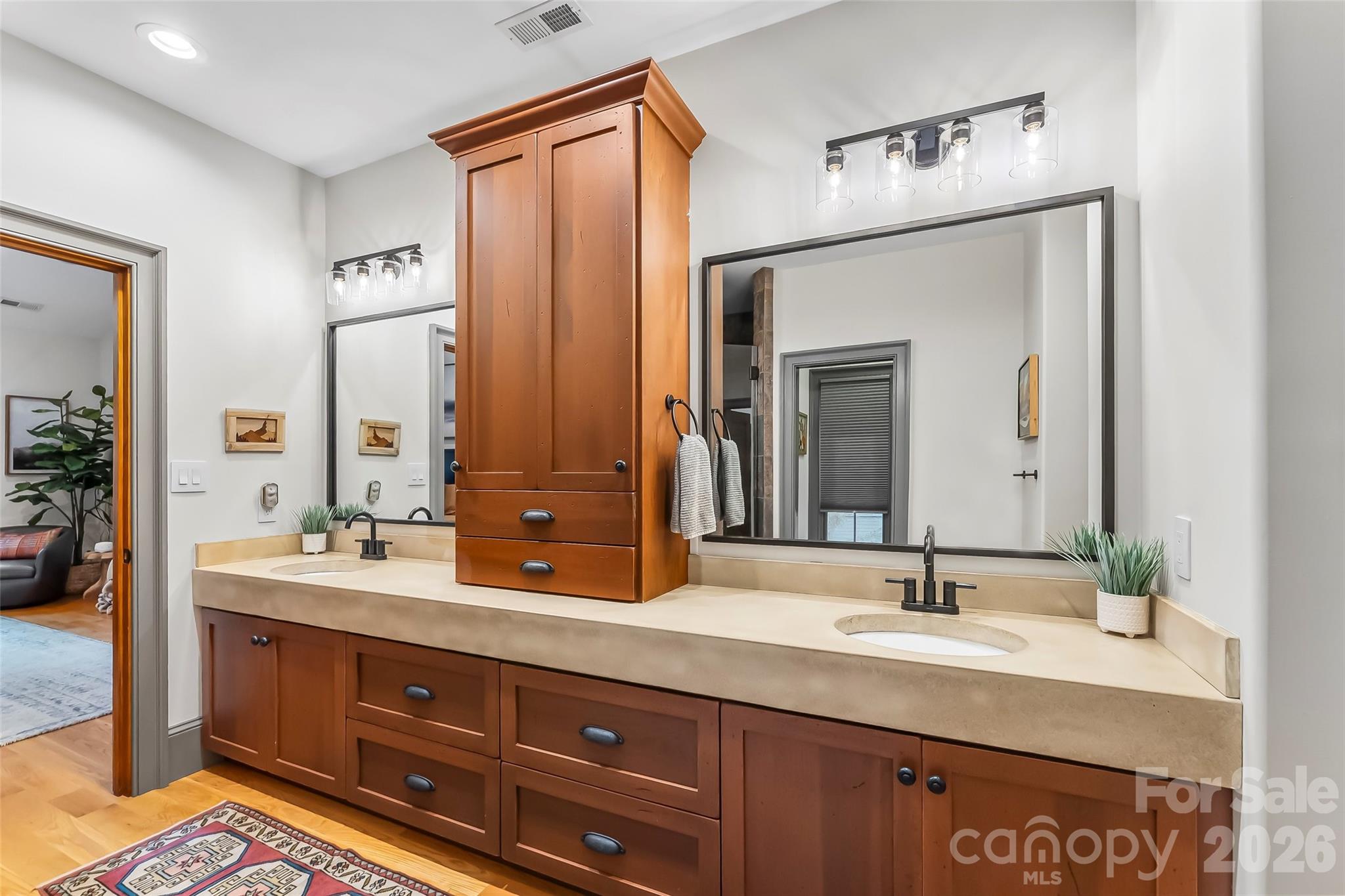5069 Lighthouse Court