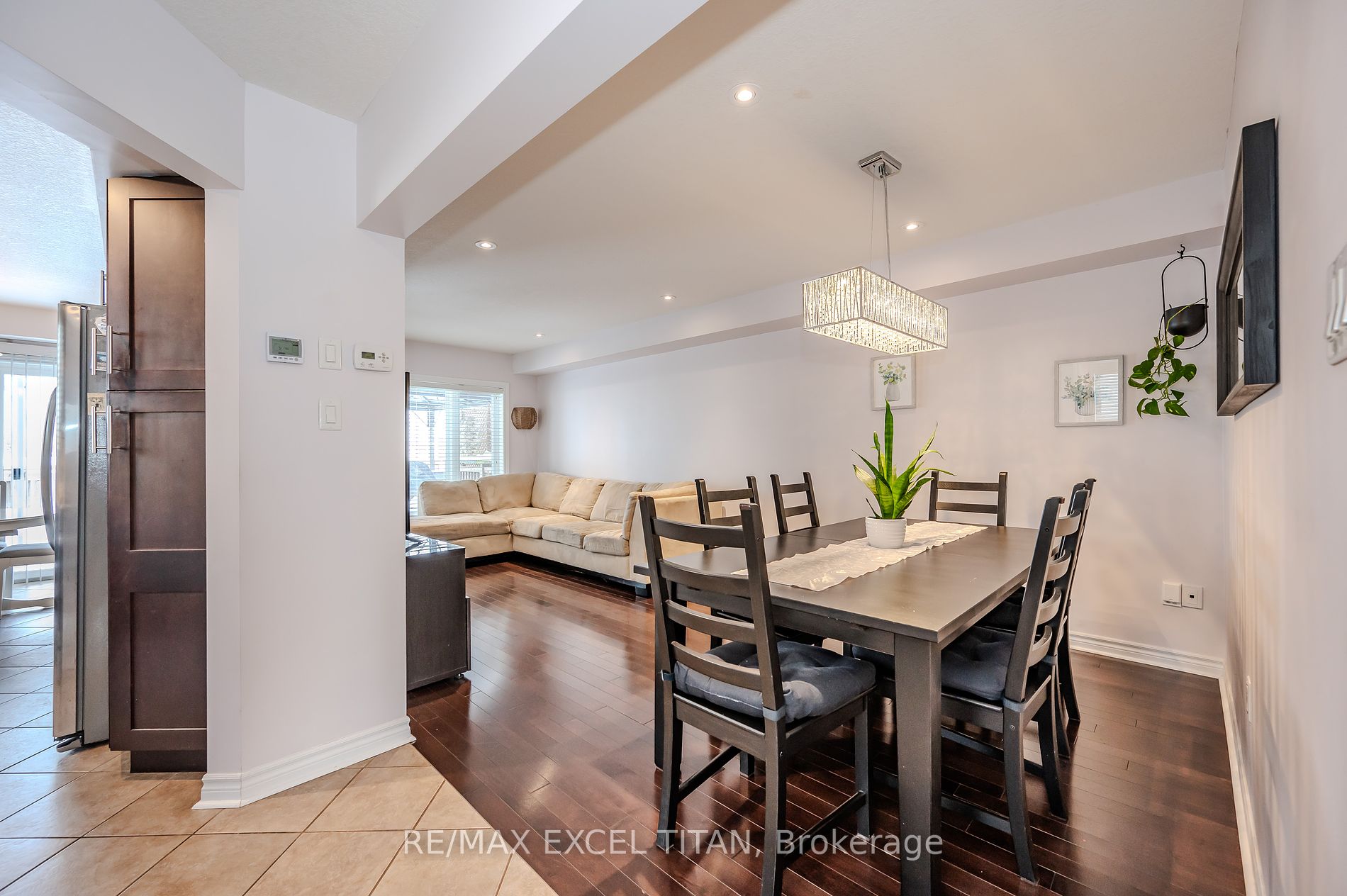 561 Isaiah Cres