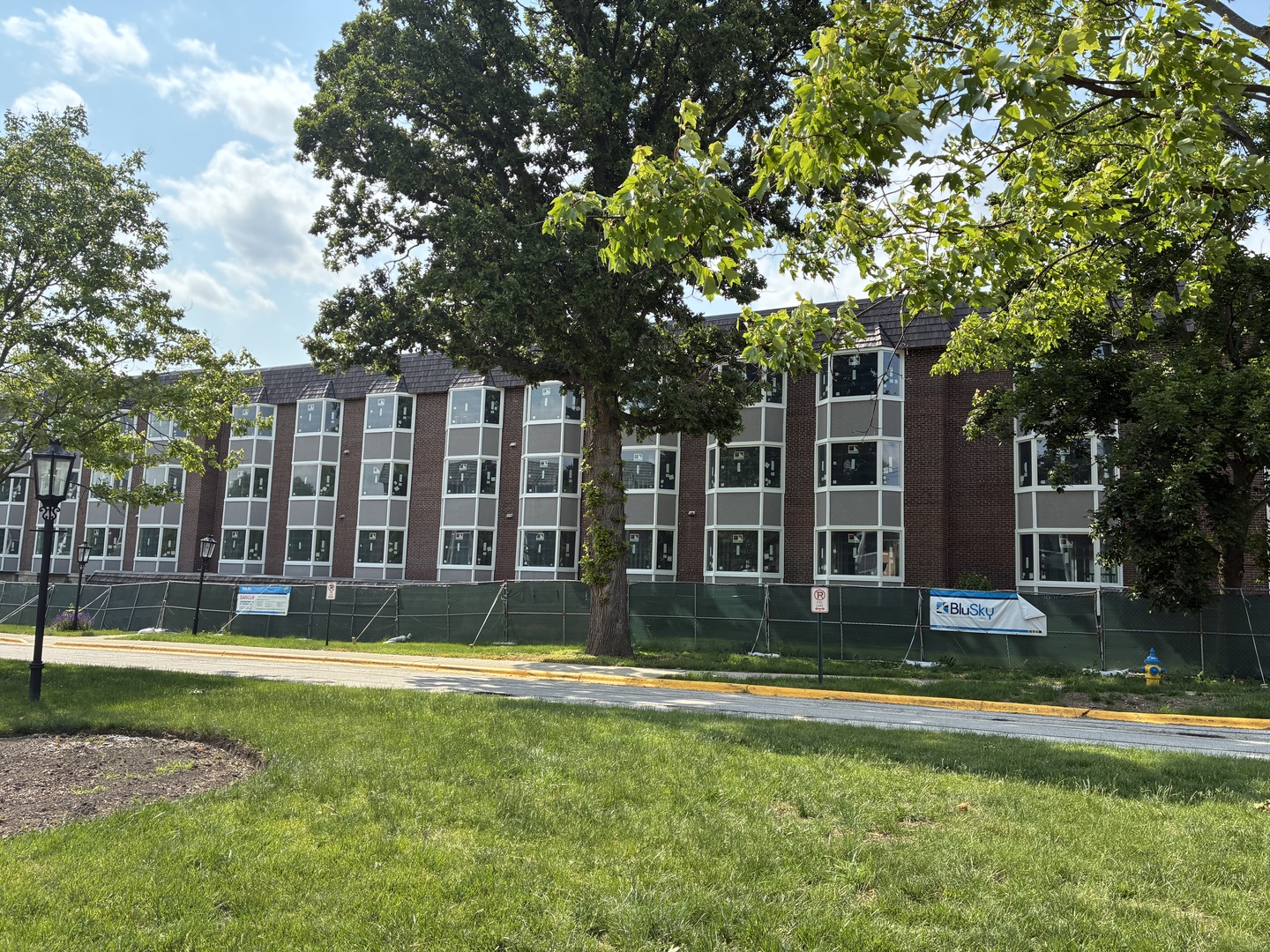 Building has been rebuilt due to fire. No showings. Large Unit, 2 bedrooms, 2 baths with indoor parking. Elevator building, laundry and storage locker. Building is estimated to be completed in 2026.