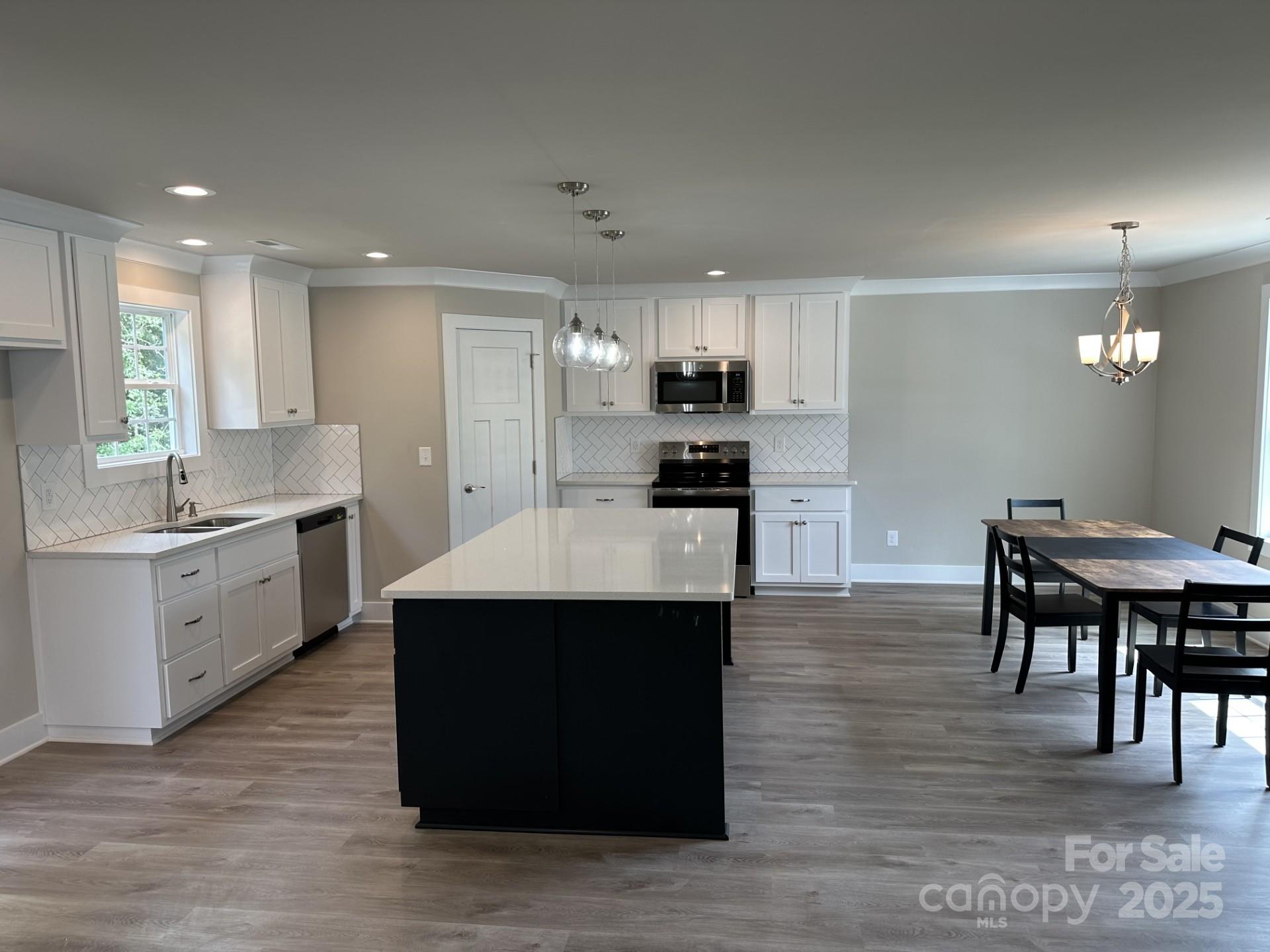 1133 Heather Oak Lane