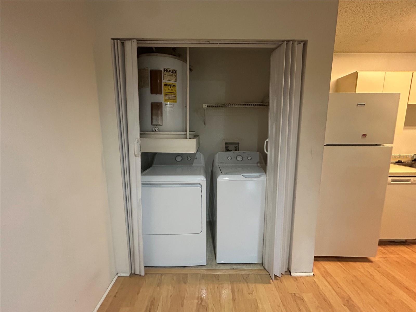 380 Lakepointe Drive 202