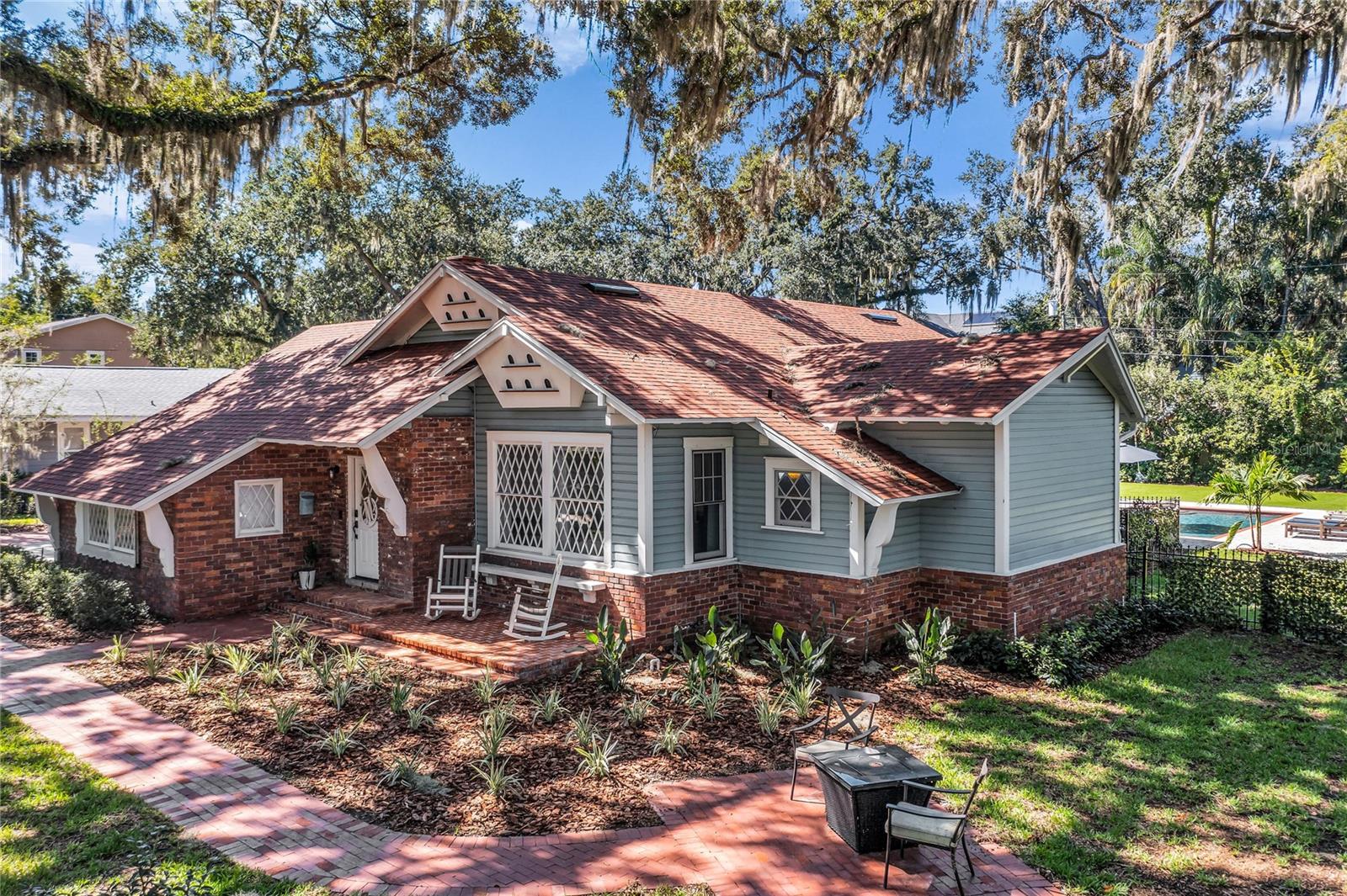 234 N Lakeview Avenue, Winter Garden, FL