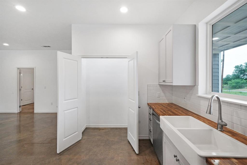 300 NE 23rd Street